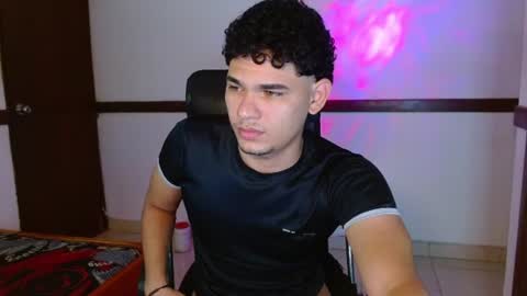 Snapshot of zyrosxk chatting on August 2026 11:37:01 AM antonio felipe online show from August 2026 11:37:01 AM