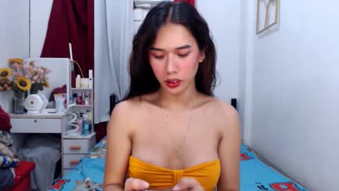 zyzy online show from March 2025 10:41:01 AM