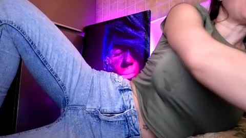 zzarraaa online show from March 2026 08:30:02 PM