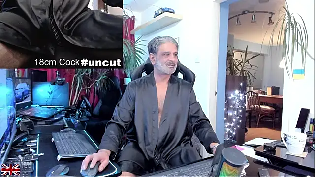 OnlineBossUK online show from December 2025 10:59:02 PM