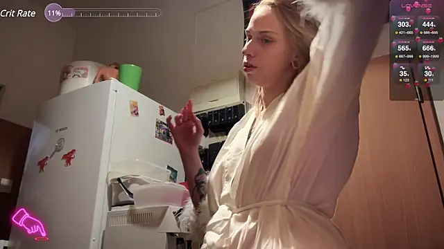 Snapshot of Mannarie_Madsinn chatting on January 2025 03:13:01 AM Mannarie Madsinn online show from January 2025 03:13:01 AM