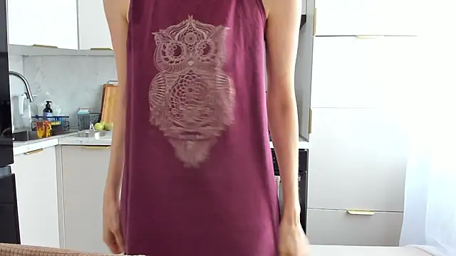 Snapshot of angelmommu chatting on March 2025 11:10:02 AM angelmommu online show from March 2025 11:10:02 AM