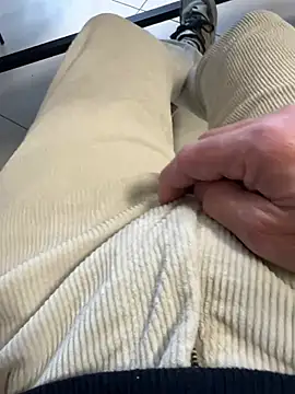 Snapshot of buodiculo chatting on February 2025 10:04:02 AM buodiculo online show from February 2025 10:04:02 AM