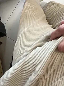 Snapshot of buodiculo chatting on February 2025 09:31:01 AM buodiculo online show from February 2025 09:31:01 AM