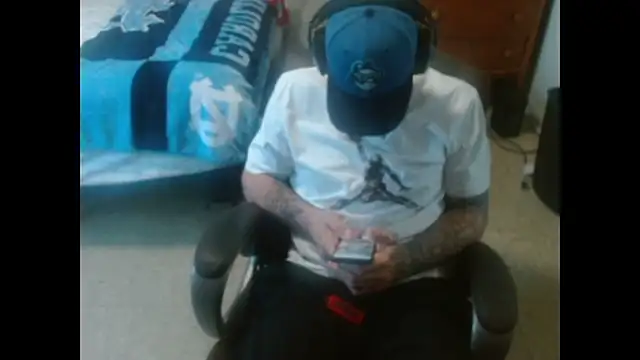 Snapshot of DADDY_KANE8--- chatting on July 2026 06:35:02 PM DADDY KANE8--- online show from July 2026 06:35:02 PM
