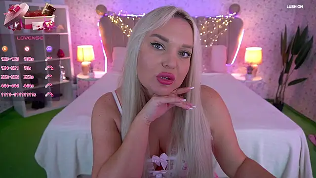 MissyMartinez online show from November 2025 08:24:01 AM