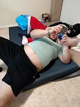 genderfluidco2 online show from November 2025 10:48:01 AM