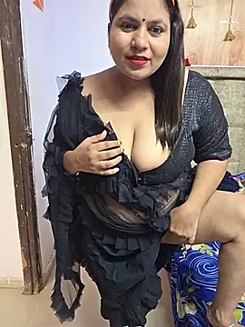 MOM-SUN-COUPLE online show from June 2026 09:03:01 AM