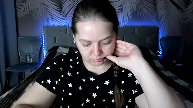 uliastar online show from October 2025 07:12:01 AM