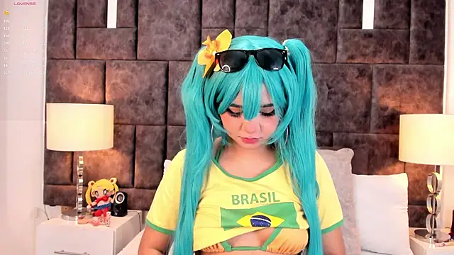 Petit-Rosse online show from December 2024 05:23:02 PM