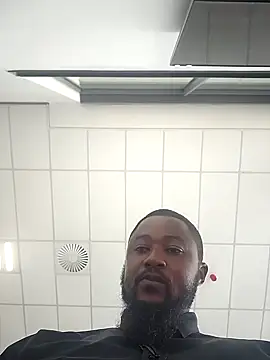 Snapshot of douksm chatting on January 2025 11:58:02 AM douksm online show from January 2025 11:58:02 AM