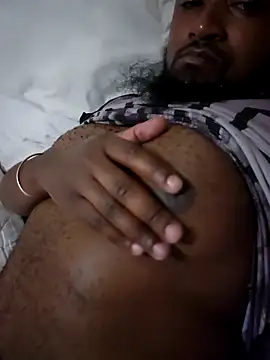 Snapshot of douksm chatting on December 2025 08:27:02 PM douksm online show from December 2025 08:27:02 PM