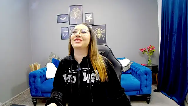 Katewalker  online show from March 2025 06:11:01 PM