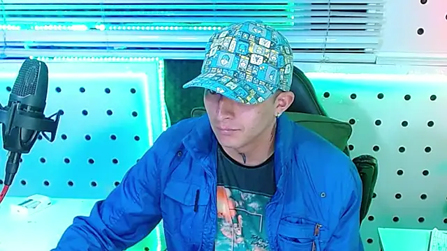 Darko0717 online show from December 2025 06:16:01 PM