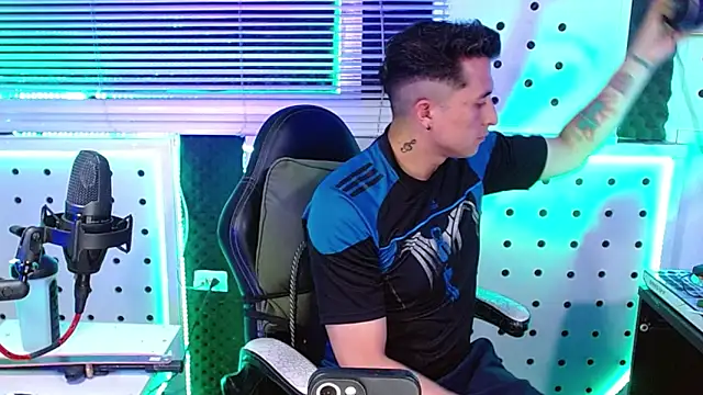 Darko0717 online show from January 2026 04:10:01 PM