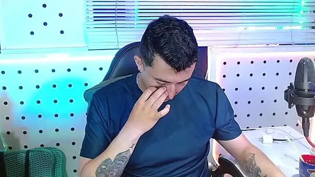 Darko0717 online show from February 2026 12:27:02 AM