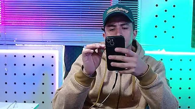 Darko0717 online show from March 2026 12:27:02 AM