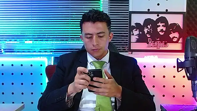 Snapshot of Darko0717 chatting on June 2026 11:56:02 AM Darko0717 online show from June 2026 11:56:02 AM
