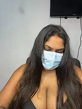 Snapshot of Black_Beauty997 chatting on January 2026 05:48:01 PM Black Beauty997 online show from January 2026 05:48:01 PM