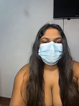 Snapshot of Black_Beauty997 chatting on January 2026 06:35:02 PM Black Beauty997 online show from January 2026 06:35:02 PM