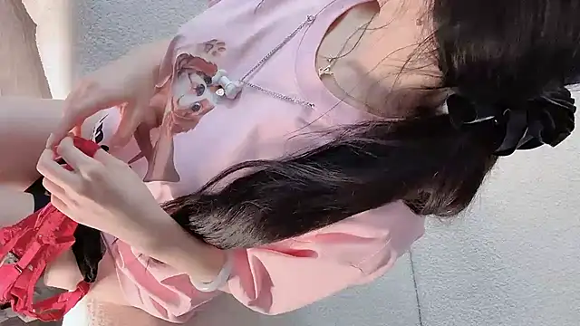 Serena-AU online show from September 2025 04:11:01 PM