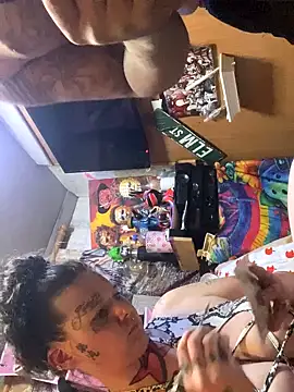 Codybabyy456 online show from October 2025 05:04:01 PM