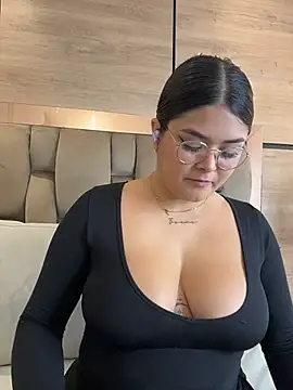 im mou  online show from February 2026 12:44:02 PM