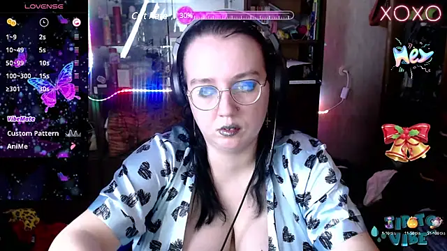 LeonaHarrison online show from December 2024 10:11:02 AM