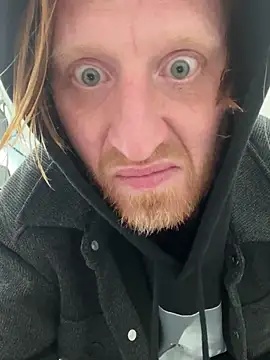 b1gd1ckg1nger86 online show from December 2024 12:06:01 PM