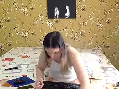 Karlabby online show from February 2025 10:56:02 AM