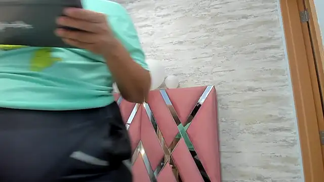 veronica salas online show from February 2025 08:10:01 PM