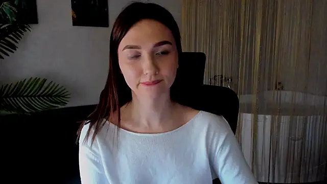 GracefulLook online show from March 2025 11:03:01 AM