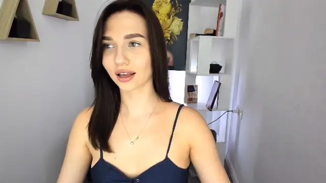 GracefulLook online show from September 2025 11:45:02 AM