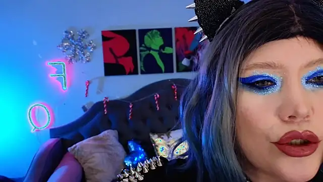 Snapshot of wickedxqueen chatting on December 2024 10:55:01 PM wickedxqueen online show from December 2024 10:55:01 PM