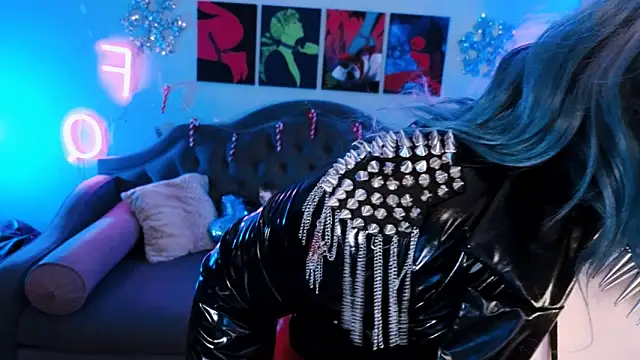 Snapshot of wickedxqueen chatting on December 2024 03:11:02 AM wickedxqueen online show from December 2024 03:11:02 AM