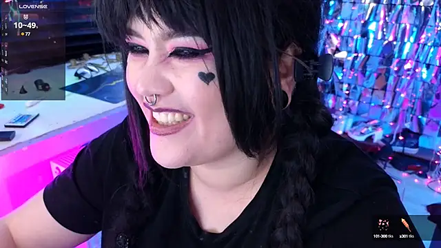 Snapshot of wickedxqueen chatting on March 2025 08:00:01 AM wickedxqueen online show from March 2025 08:00:01 AM