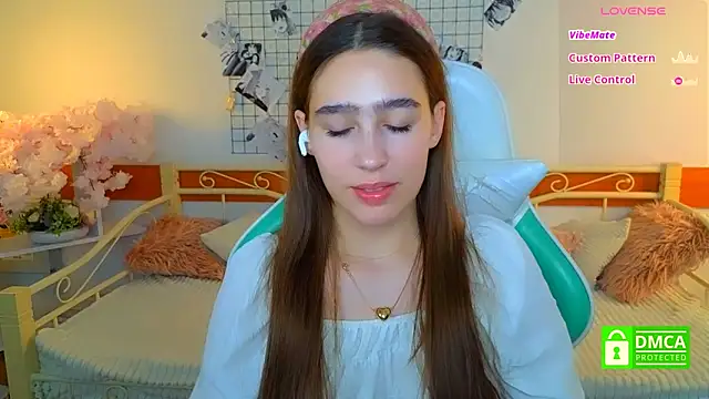  Eliizabeth  online show from March 2026 10:47:02 PM