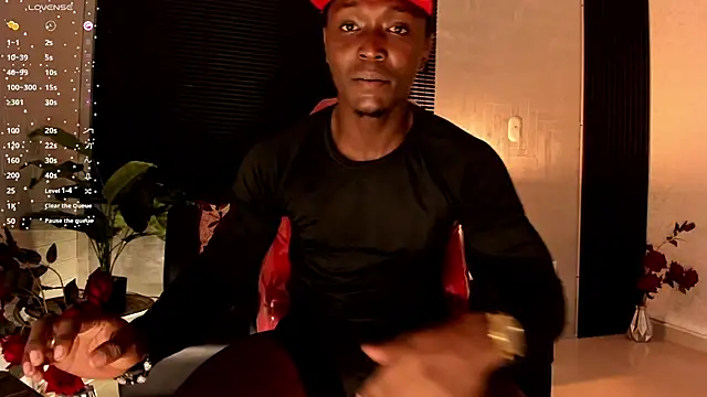 DannSmmith online show from November 2025 11:53:02 AM