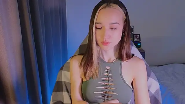 shey1i online show from December 2025 12:45:01 PM