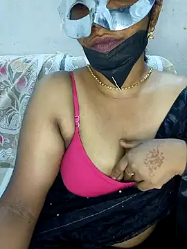 Snapshot of Malluivaniya chatting on January 2025 07:13:02 PM Malluivaniya online show from January 2025 07:13:02 PM