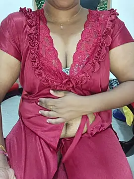 Snapshot of Malluivaniya chatting on November 2025 07:07:01 AM Malluivaniya online show from November 2025 07:07:01 AM