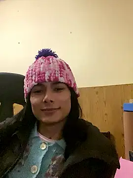 calliemaggotbone online show from January 2026 06:32:02 PM