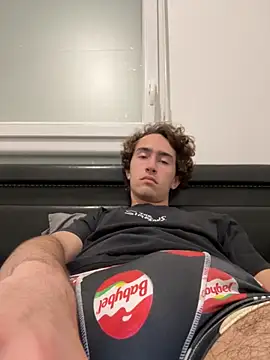 meilleurmodele online show from November 2025 07:58:01 PM