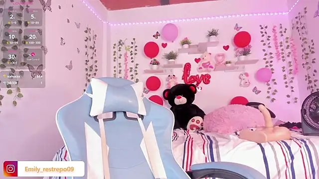 Snapshot of Emily_restrepo chatting on February 2025 09:21:01 AM Emily restrepo online show from February 2025 09:21:01 AM