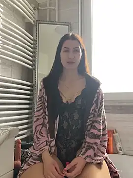 Snapshot of AriadnaBabyy chatting on February 2025 10:25:02 AM AriadnaBabyy online show from February 2025 10:25:02 AM