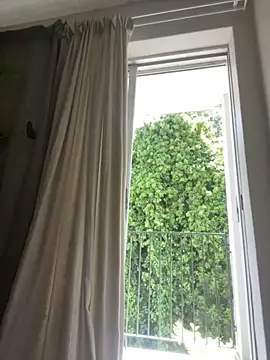 YesTheSexiest online show from October 2025 11:33:02 AM