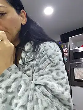 bruneta sexy23 online show from February 2025 04:25:02 AM