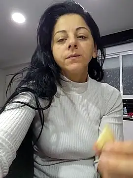 bruneta sexy23 online show from February 2025 07:11:01 AM