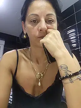 bruneta sexy23 online show from September 2025 03:32:02 AM