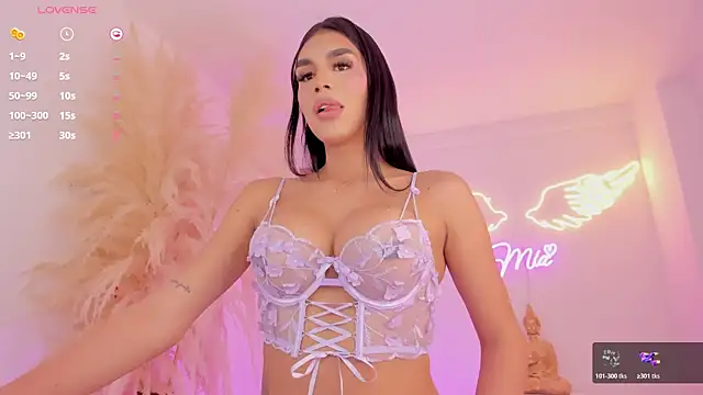 mia yourmommy online show from April 2026 12:13:02 AM